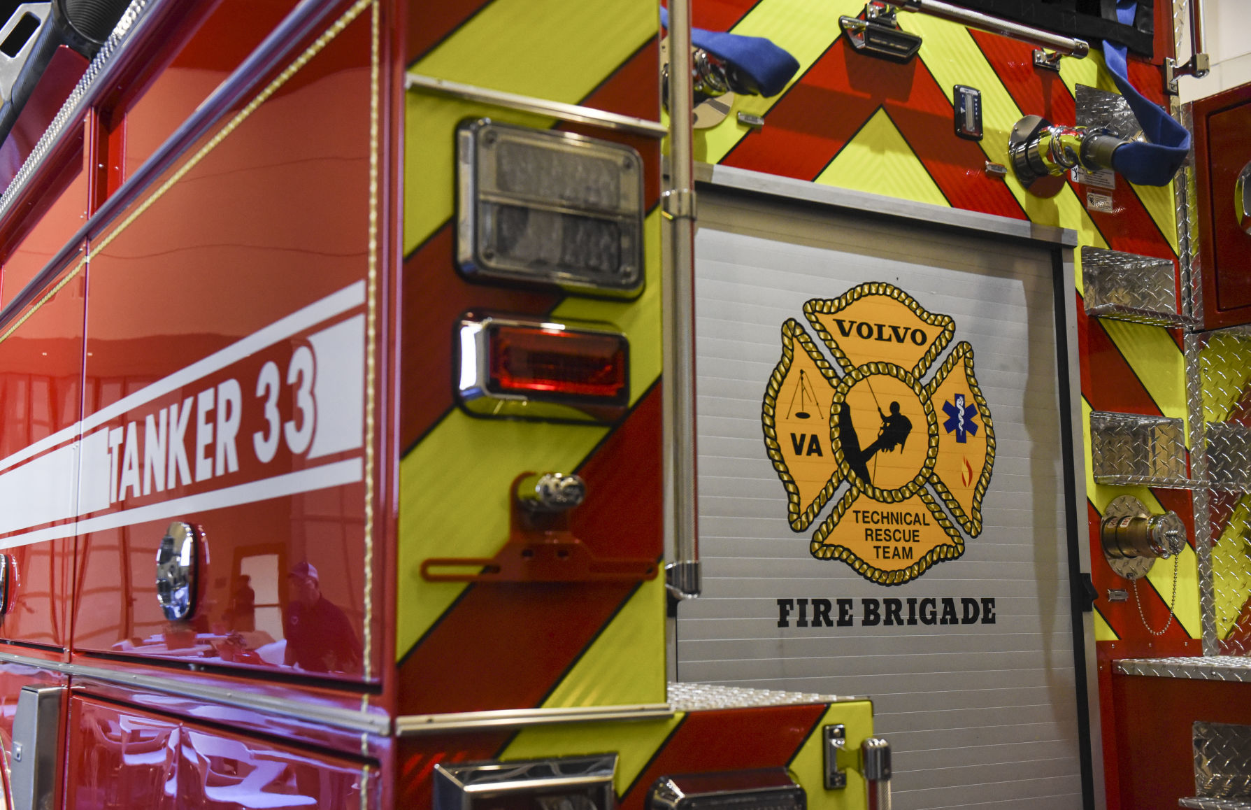 Volvo Trucks donates 'one-of-a-kind' fire truck to Pulaski County